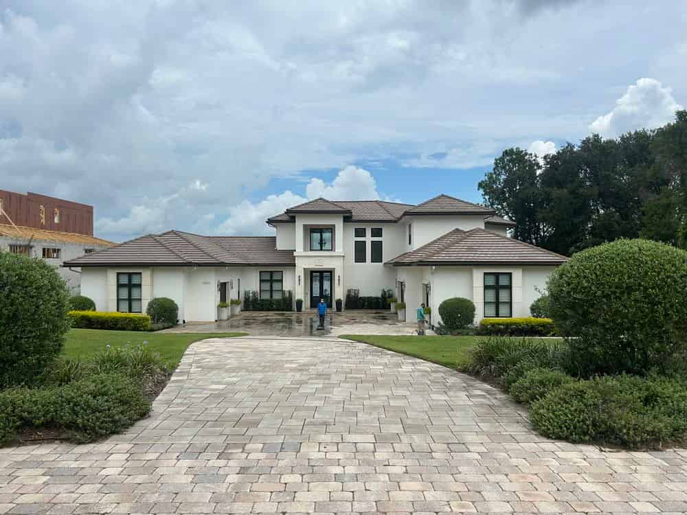 House Soft Wash image