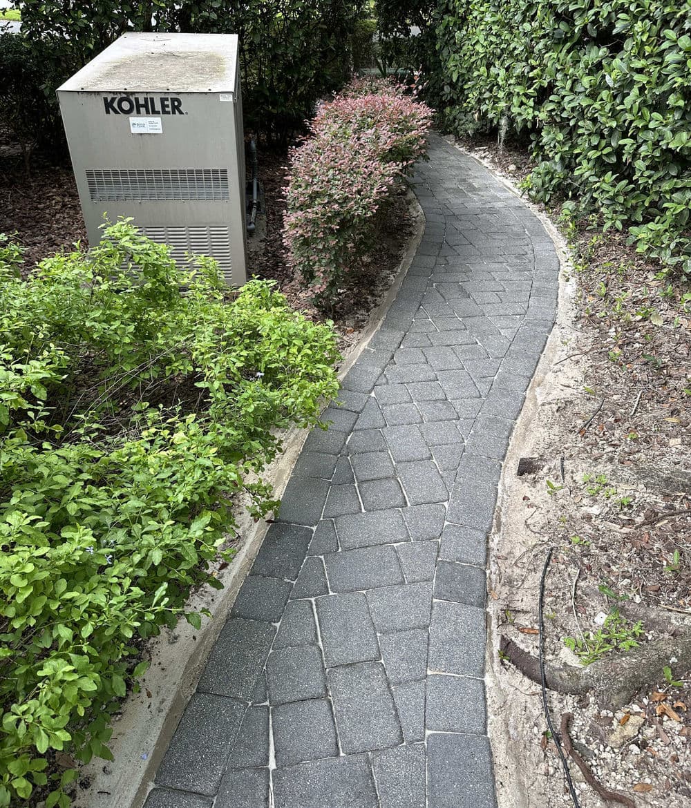 Gallery photos for Brick Paver Pathway Cleaning: Image #2